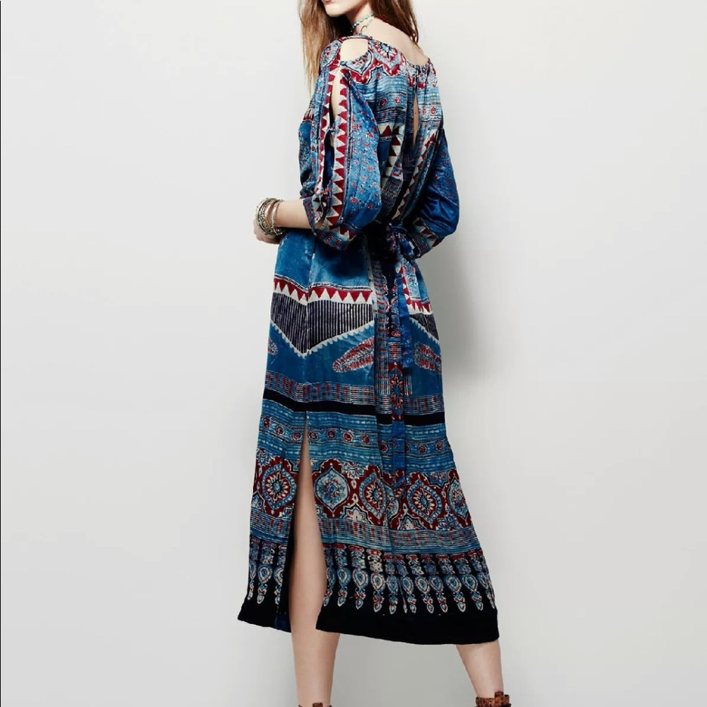 Zaharah Blue Bohemian Silky Printed Dress - Picture 2 of 6